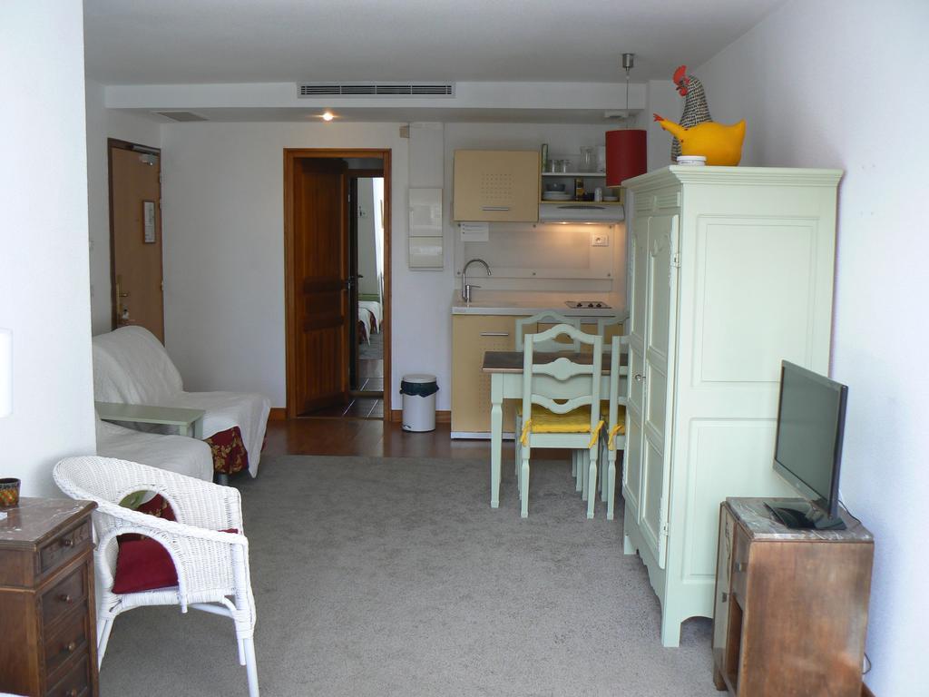 Studio Lumineux, Coeur De Ville Дижон Екстериор снимка